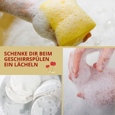 Hände, die Geschirr mit Achtsamkeit spülen.